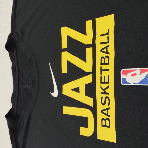 NBA JAZZ BASKETBALL NIKE TEE. - Picture 15 of 15